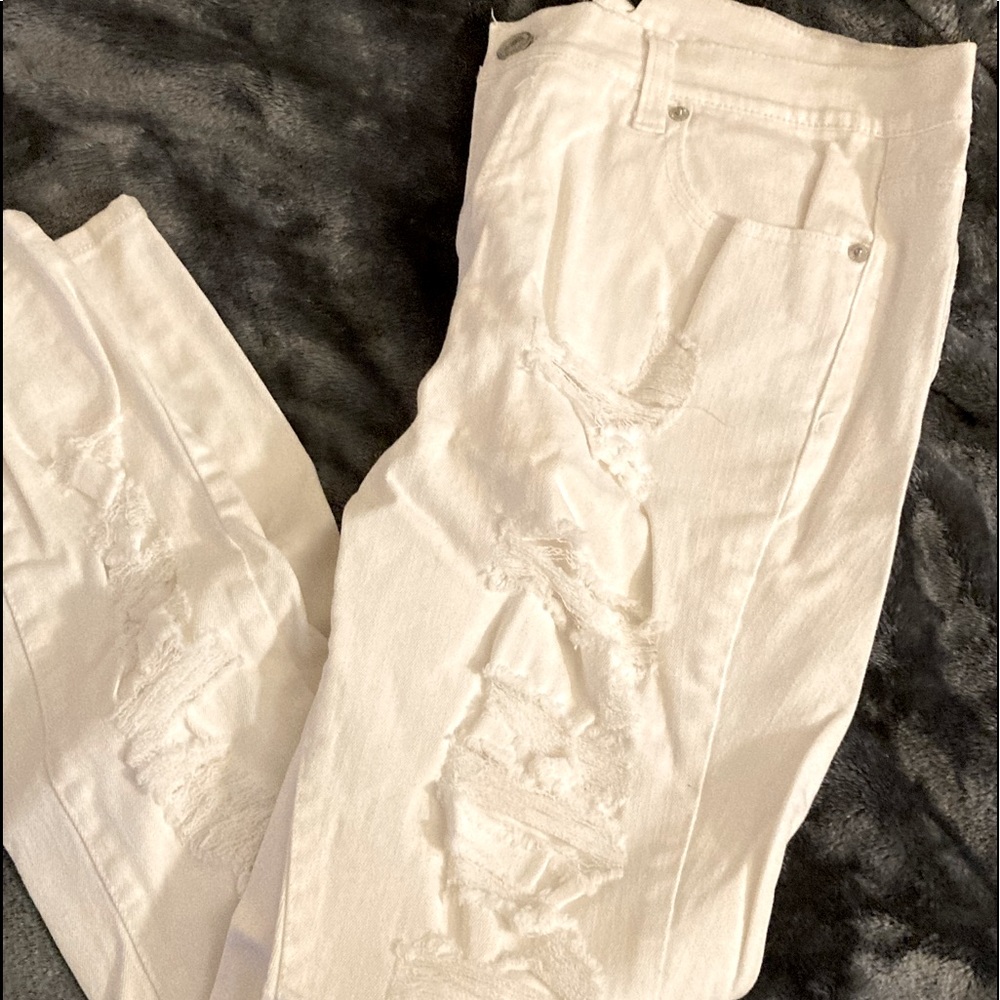 Forever 21+ destroyed white skinny jeans